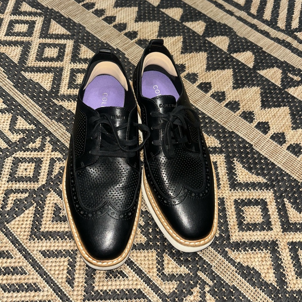 Cole Haan Women's shoes size 7.5 US EUC